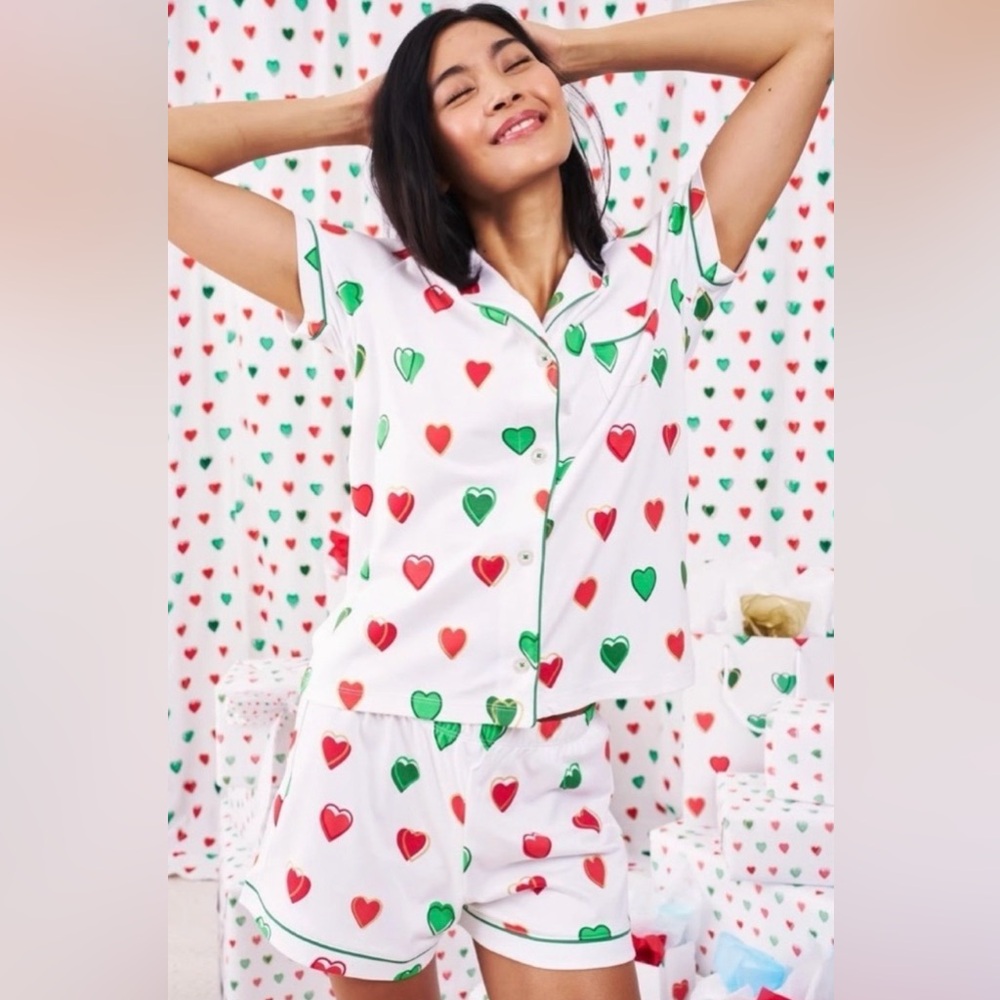 Roller Rabbit Big Holiday Hearts, Size Large, Pattern no longer sold